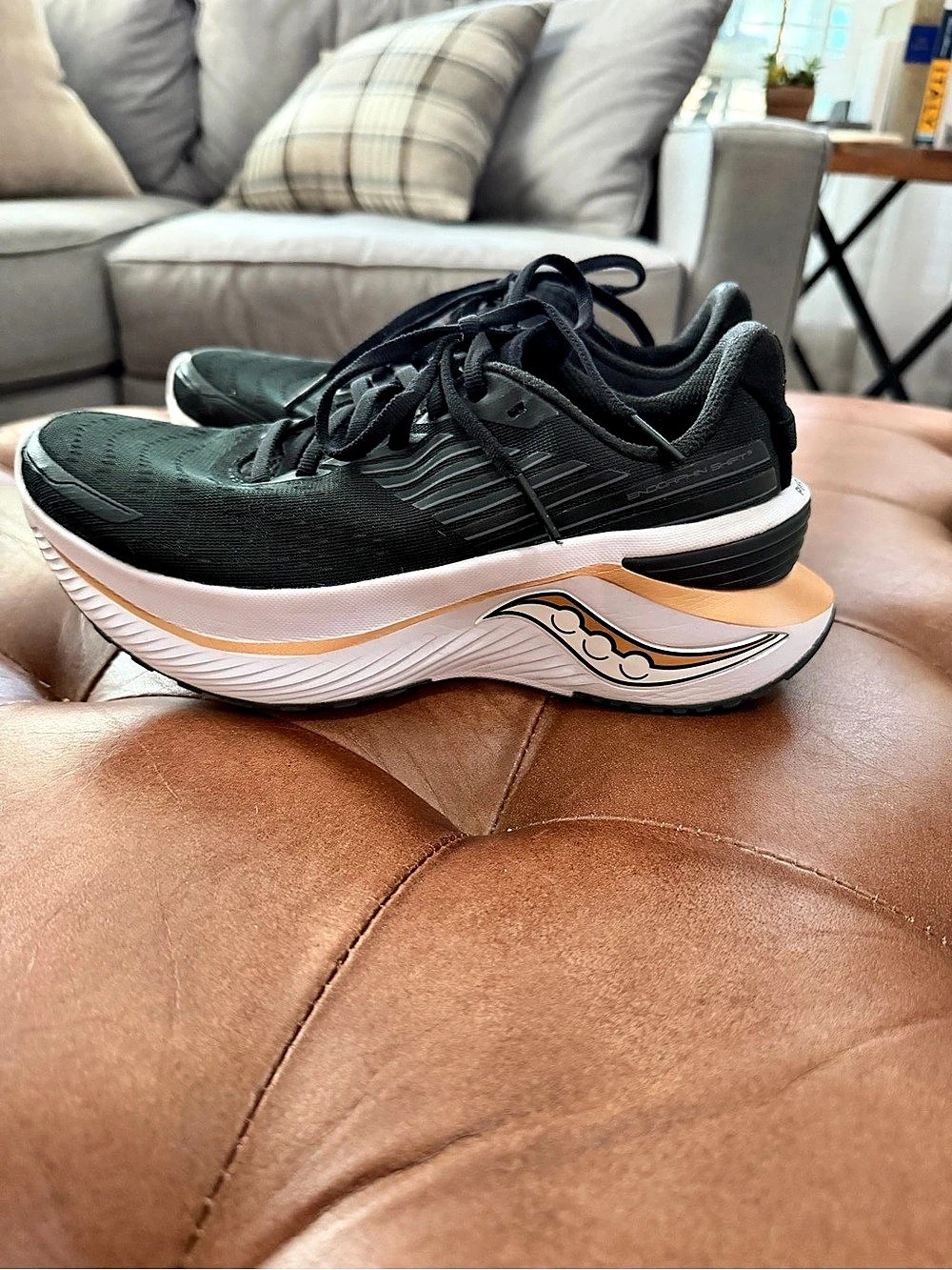 Saucony Endorphin Speed 3 Running Shoes Black & White US 6
